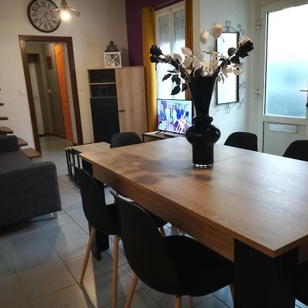 Le Loft Montargis Gien Maison De Ville Сент-Женев'єв-де-Буа Екстер'єр фото